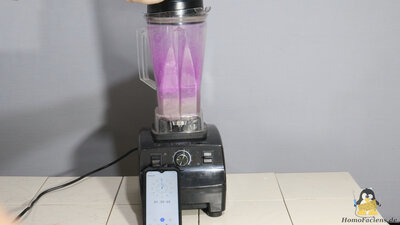 Plastic recycling in a blender