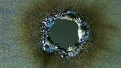 Spark erosion unter a microscope