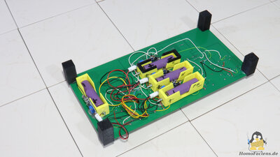 P-Kanal MOSFET per Mikrocontroller ausgeschaltet
