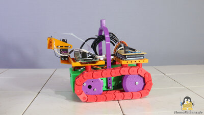 Roboter R20, mail2code, basierend auf einem Raspberry Pi und ATmega2560